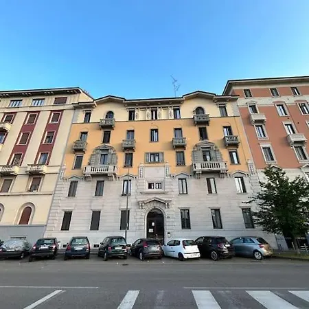 Dolce Dormire - Fondazione Prada E Villaggio Olimipico Milan Exterior photo